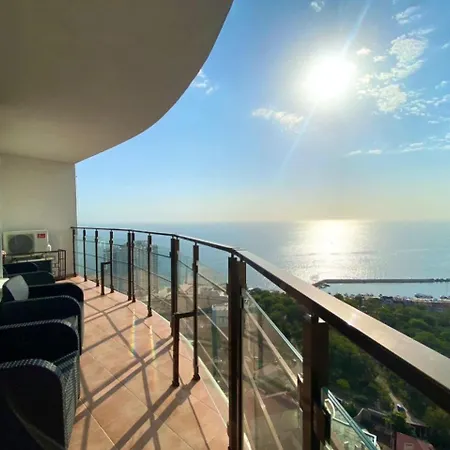 Kamanina 2-bedrooms Amazing Odesa